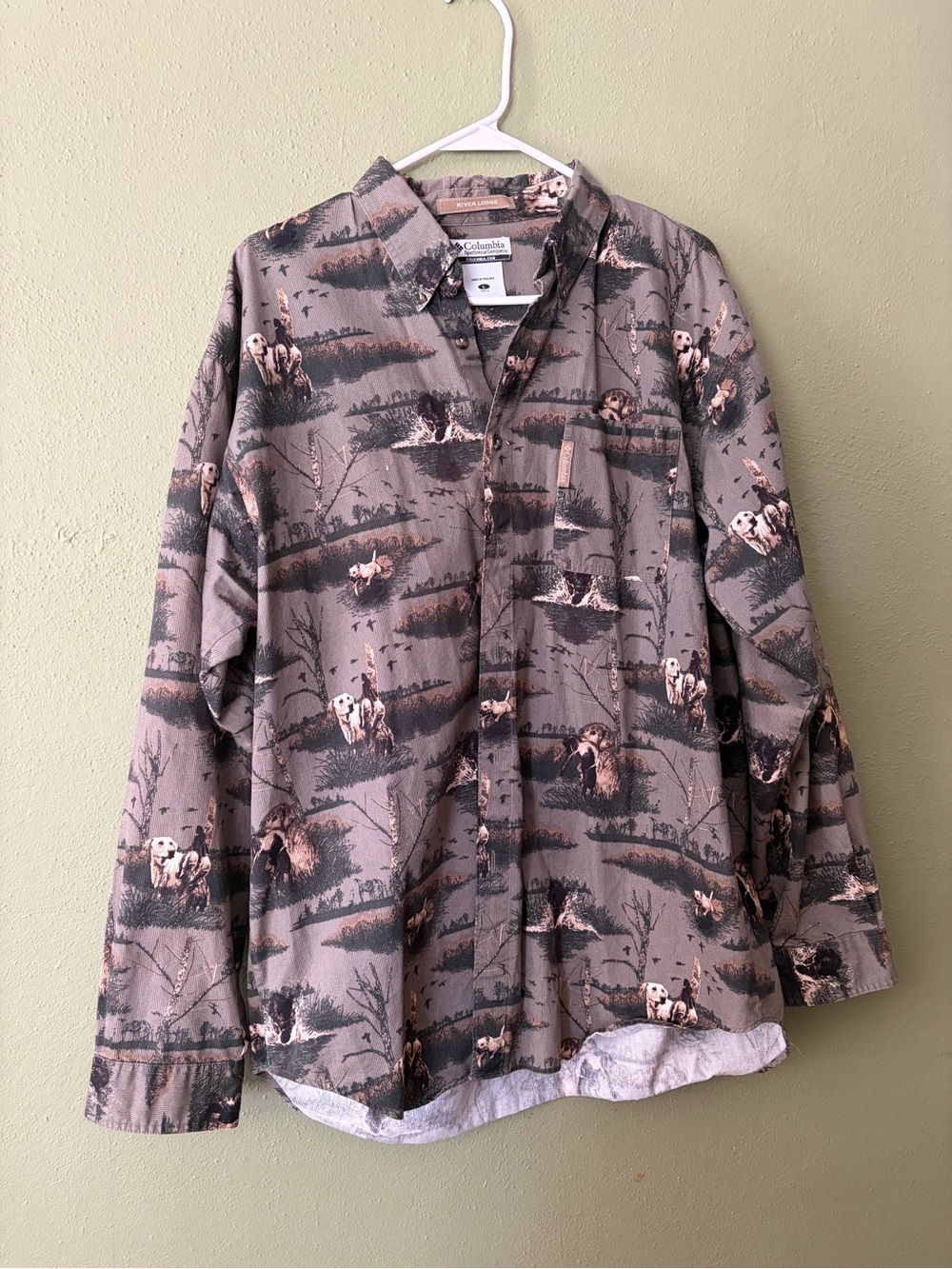 Columbia Corduroy Men's Green Labrador Hunting Print Shirt